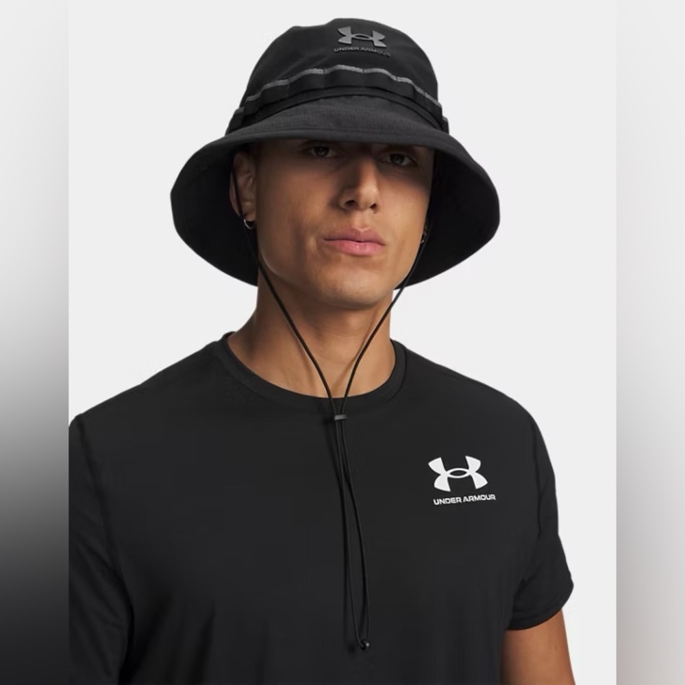 Under Armour Men's Iso-Chill ArmourVent bucket hat in black.
